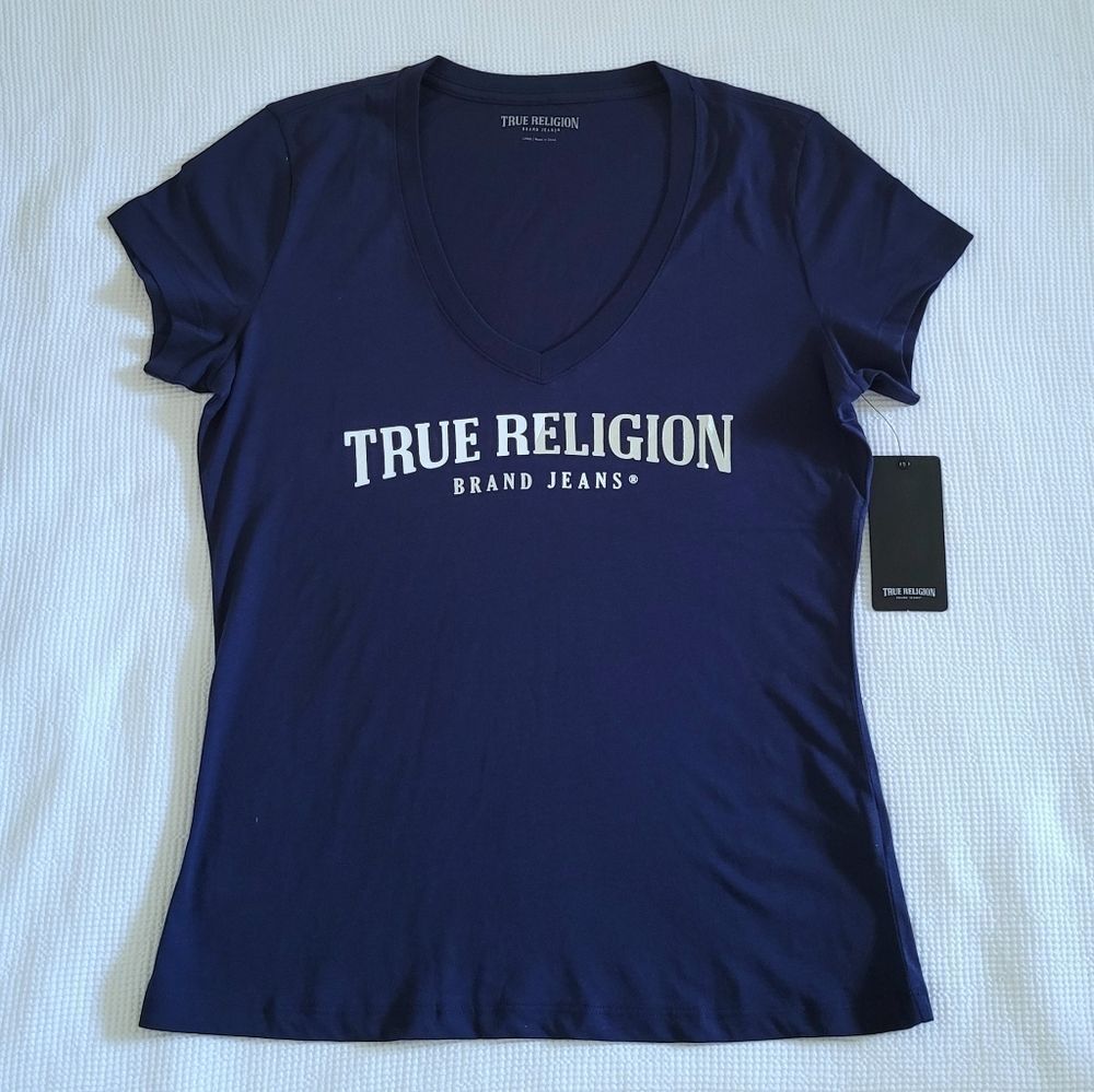 True Religion🙏 Split V-Neck Tee💙 - NWT - Picture 13 of 16